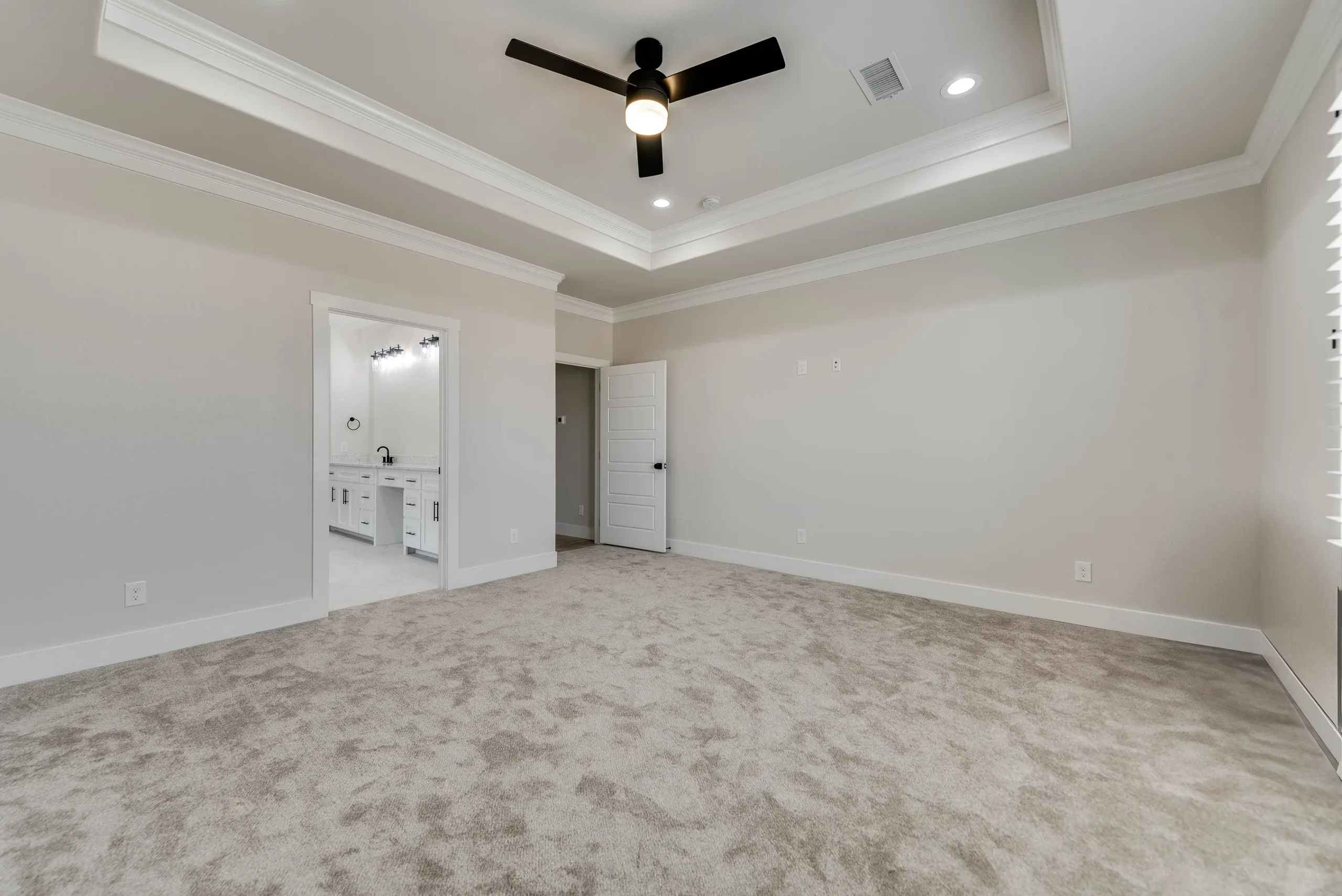 Emerald Oaks - Gallery 19